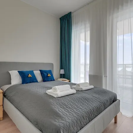 Appartamento Plaza 41 Golden Bay - 100m Od Morza & Parking By Triapart Danzica